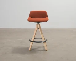 Andreu World Nuez barstol rödbrun
