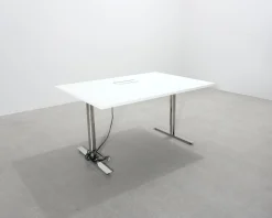 Arbetsbord vit 100 x 140 cm