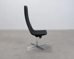 Arper Catifa 70 fåtölj svart