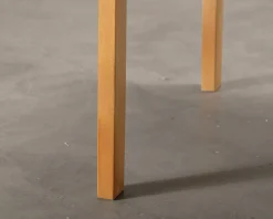 Artek Aalto 81C soffbord 75 x 75 cm björk