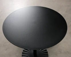 Bebó Objects Circus 004 bord svart