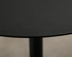 Bebó Objects Circus 004 bord svart