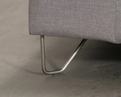 BoConcept Milos 5-sits hörnsoffa med fotpall ljusgrå
