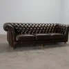 Chesterfield 3-sits skinnsoffa mörkbrun