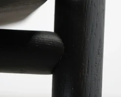 Forms & Objects Hennie matstol svart