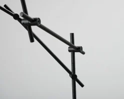 Grupa Arigato golvlampa svart