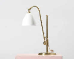 GUBI Bestlite BL1 bordslampa mässing / benporslin