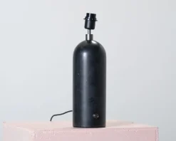 Gubi Gravity lampfot svart