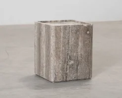 Gubi Pietra sivupöytä travertiini