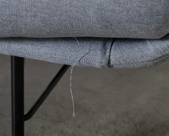 Herman Miller Striad Lounge 2-sits soffa ljusblå