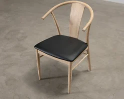 Janik matstol ek / svart