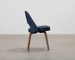 Knoll Eero Saarinen Executive Chair stol mörkblå