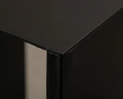Kristina Dam Studio Pedestal sidobord svart