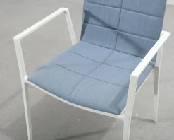 Lammhults Archal karmstol ljusblå