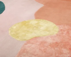 Layered Poppykalas Flower Field matta 295 x 395 cm