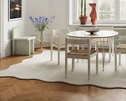 Layered Scallop 180 x 270 cm matta Bone White