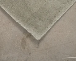 Layered Solid Wool matta 300 x 300 cm Sage