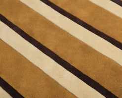 Layered Teklan Diagonal ullmatta 180 x 275 cm Sand