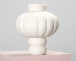 Louise Roe Balloon 03 vas Raw White