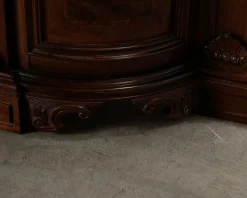 Luigi vitrinskåp