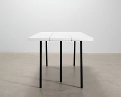Matbord 210cm vit / svart