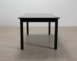 Matbord svart 180 cm