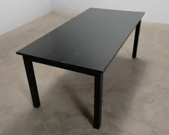 Matbord svart 180 cm