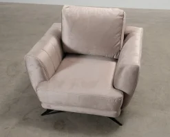 Megis fåtölj beige