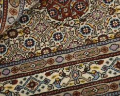 Moud Mahi orientalisk matta 82 x 118 cm