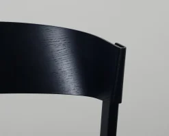 Muuto Cover Counter barstol svart