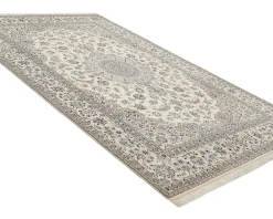Nain 9 La orientalisk matta 198 x 302 cm