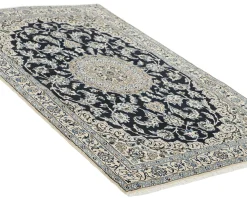 Nain 9 La orientalisk matta 118 x 185 cm