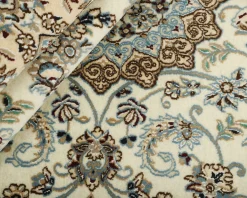 Nain 9 La orientalisk matta 127 x 208 cm