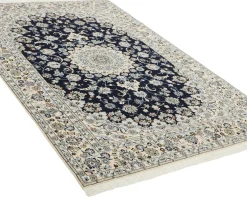 Nain 6 La orientalisk matta 153 x 234 cm