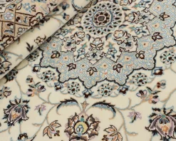 Nain 9 La orientalisk matta 159 x 248 cm