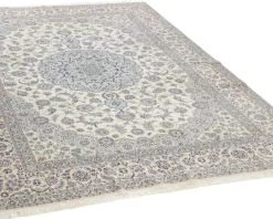 Nain 6 La orientalisk matta 241 x 340 cm