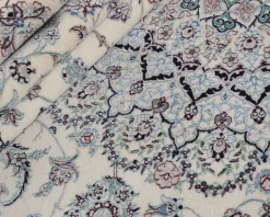 Nain 6 La orientalisk matta 241 x 340 cm
