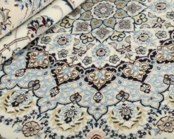 Nain 6 La orientalisk matta 258 x 308 cm