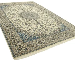 Nain 9 La orientalisk matta 246 x 351 cm