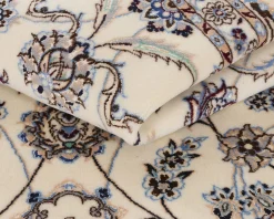 Nain 6 La orientalisk matta 205 x 252 cm