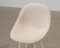 Normann Copenhagen Mat 65 cm barstool med armstöd