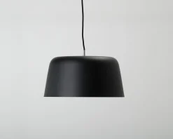 Normann Copenhagen Tub pendellampa svart ø 44 cm