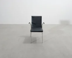 Offecct Quick karmstol svart