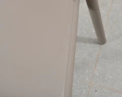 Plaststol för barn grå