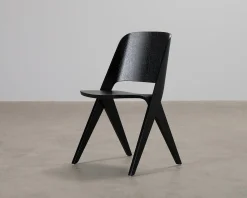 Poiat Studio Nikari Lavitta stol svart