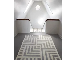 Rezas Cosmou matta 140 x 200 cm beige / svart