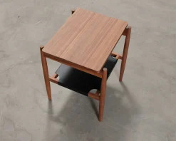 Risom T.300 sidobord i valnöt