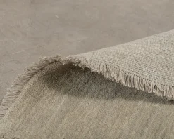Rugvista Handloom Fringes matta 80 x 120 cm ljusgrön