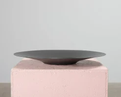 Serveringsbricka av Börge Lindau & Bo Lindekrantz svart