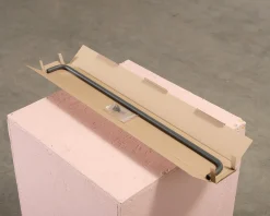 String Systems metallstång 71 cm antracit
